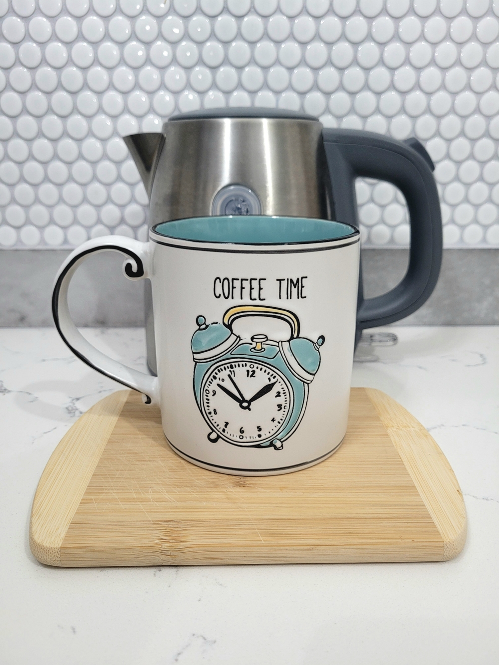 Spectrum Designz Coffee Time Ceramic 21 oz Mug Light Blue Interior Clock Design